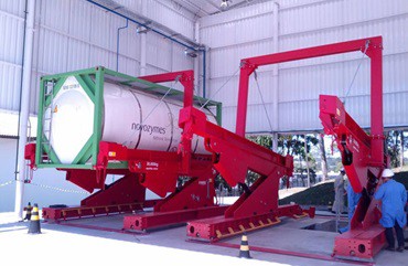 A ward Installs A 20 Foot Unloader For Liquid Enzymes In Brazil1